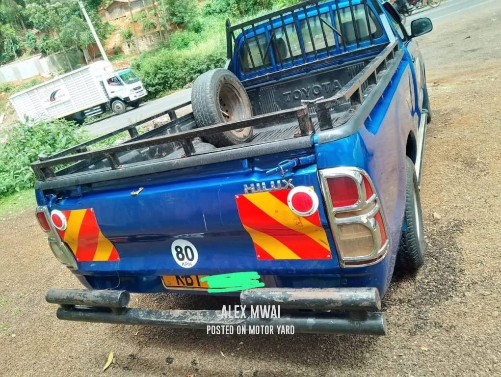 Toyota Hilux Vigo S/Cab 2014 Blue