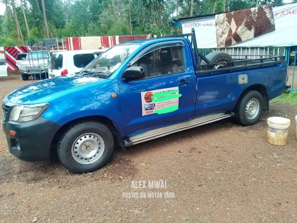 Toyota Hilux Vigo S/Cab 2014 Blue