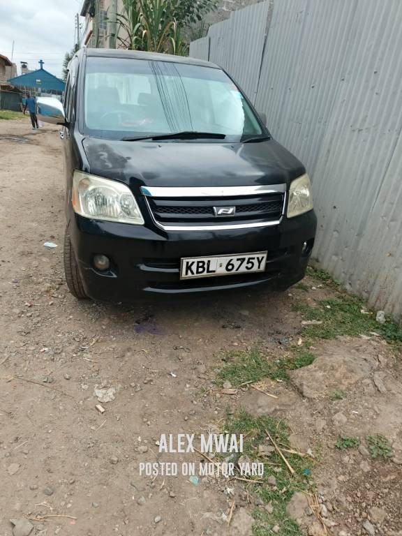 Toyota Noah 2006 Black