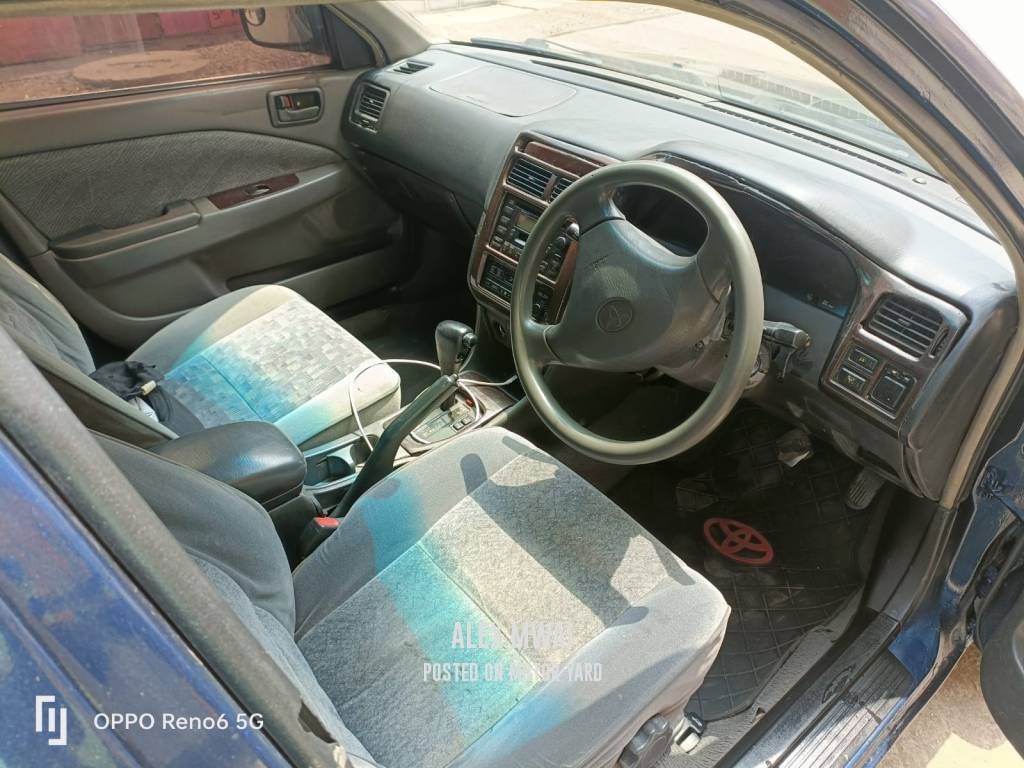 Toyota Premio 2011 Blue