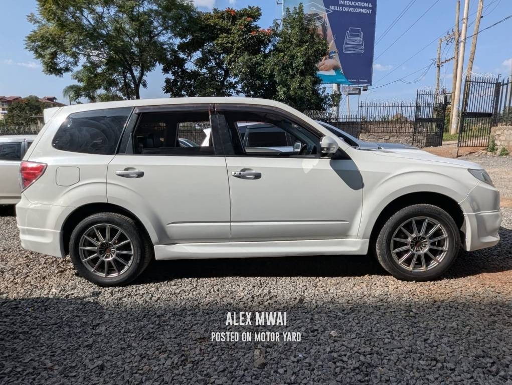 Subaru Forester 2011 White