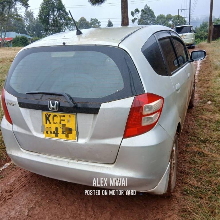 Honda Fit 2012 Silver