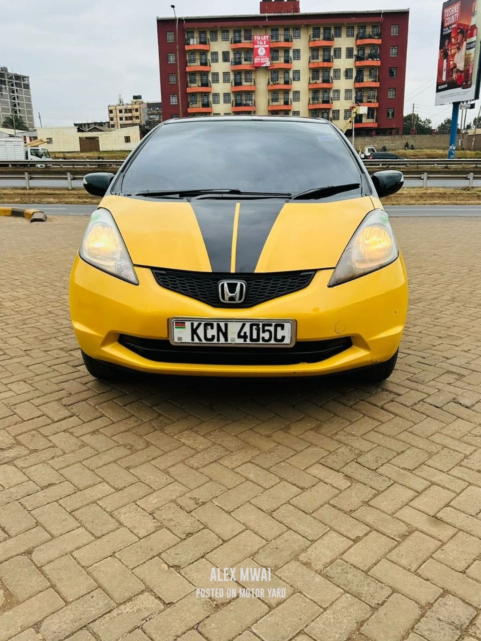 Honda Fit 2014 Yellow