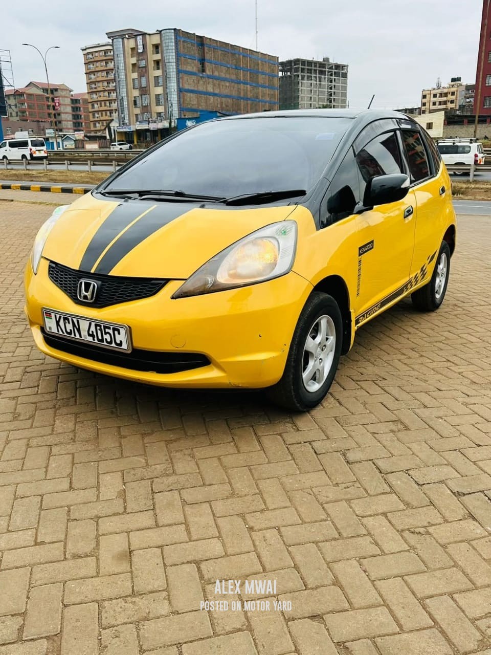 Honda Fit 2014 Yellow