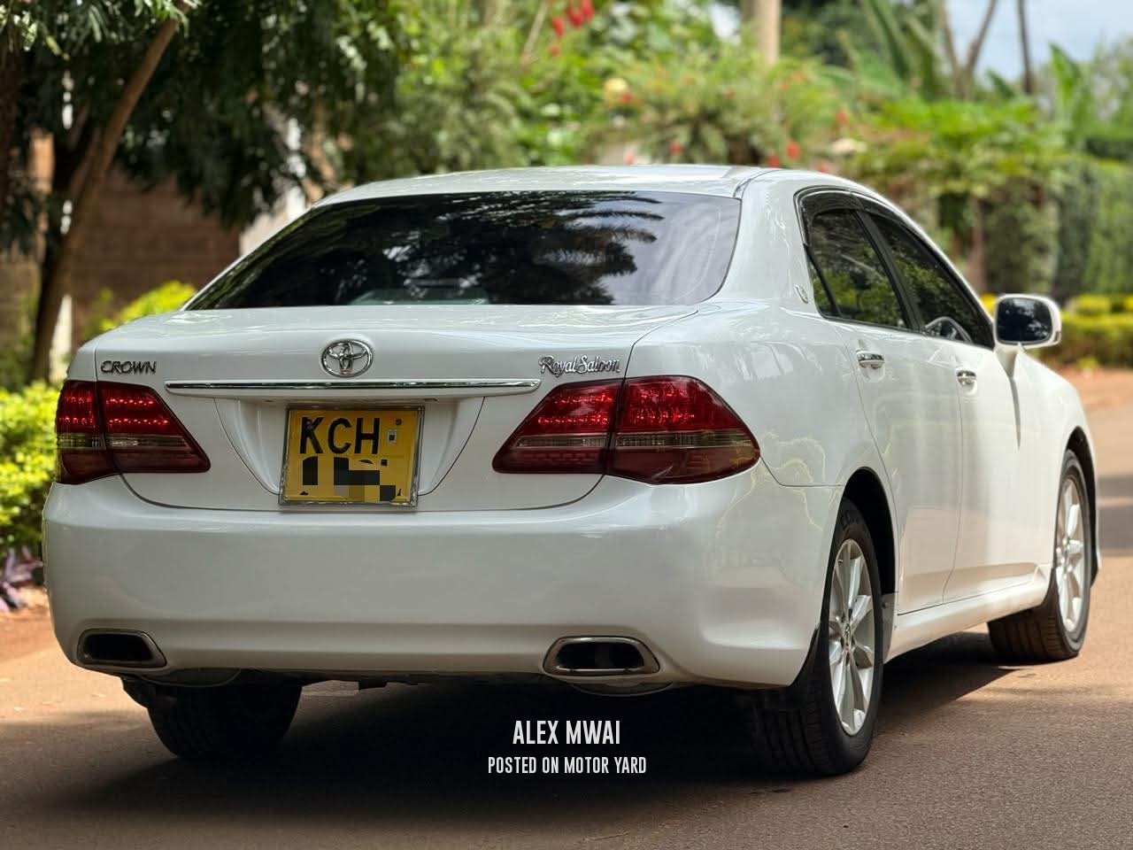 Toyota Crown 2009 White