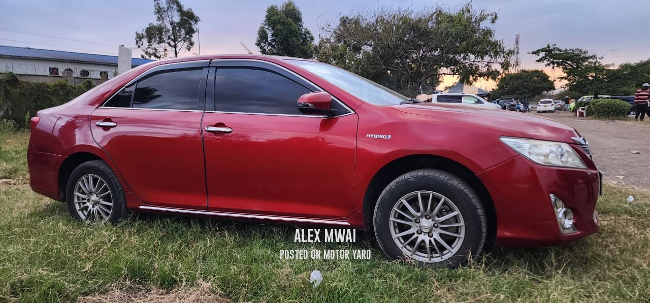 Toyota Camry 2013 Maroon