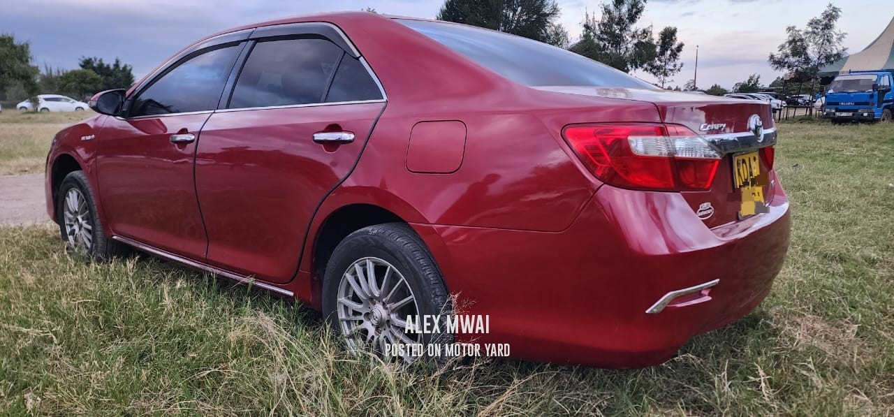 Toyota Camry 2013 Maroon