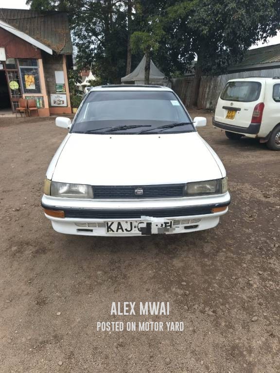 Toyota Corolla 2005 White