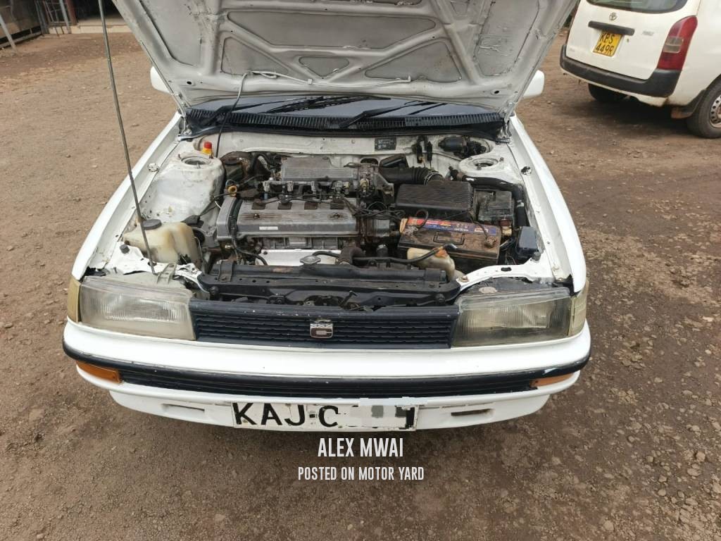 Toyota Corolla 2005 White