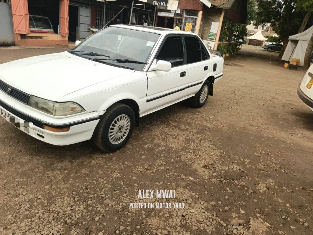Toyota Corolla 2005 White