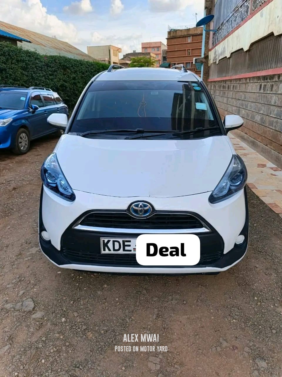 Toyota Sienta 2016 White