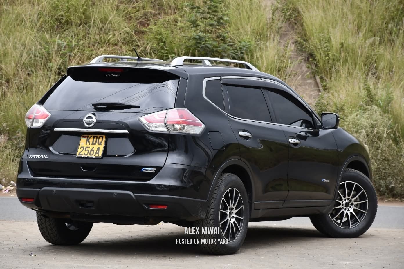 Nissan Xtrail 2016 Black