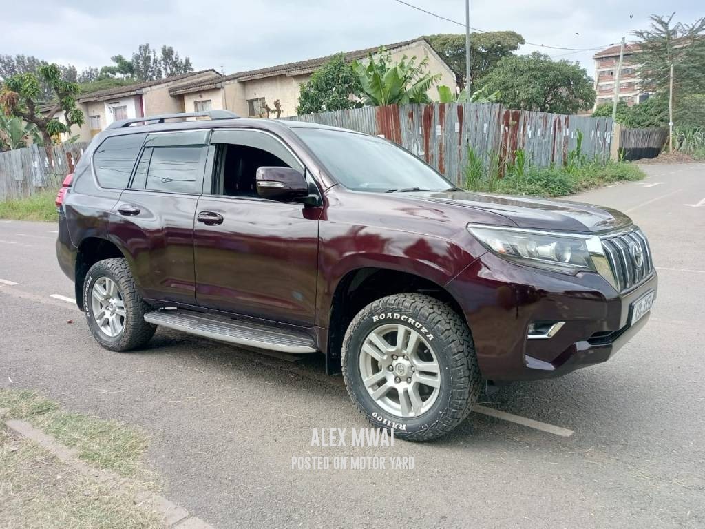 Toyota Land Cruiser Prado 2013 Maroon