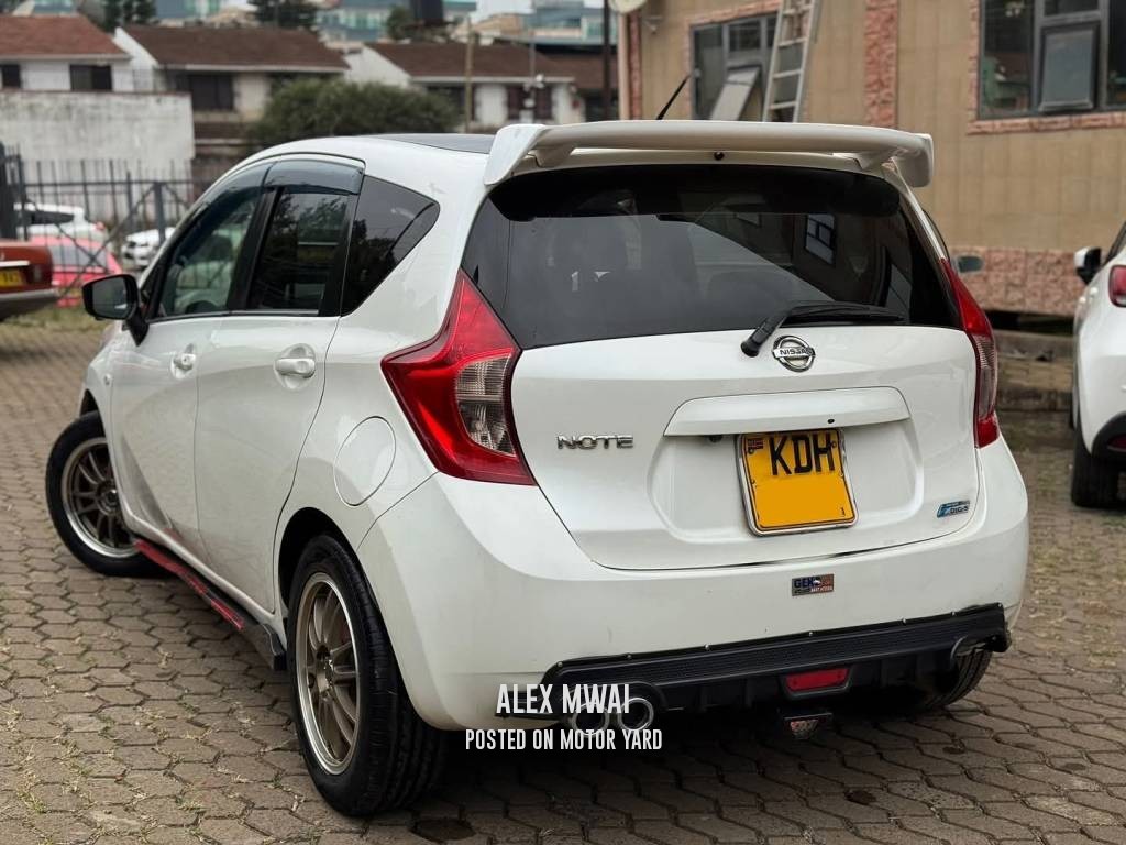 Nissan Note 2016 White