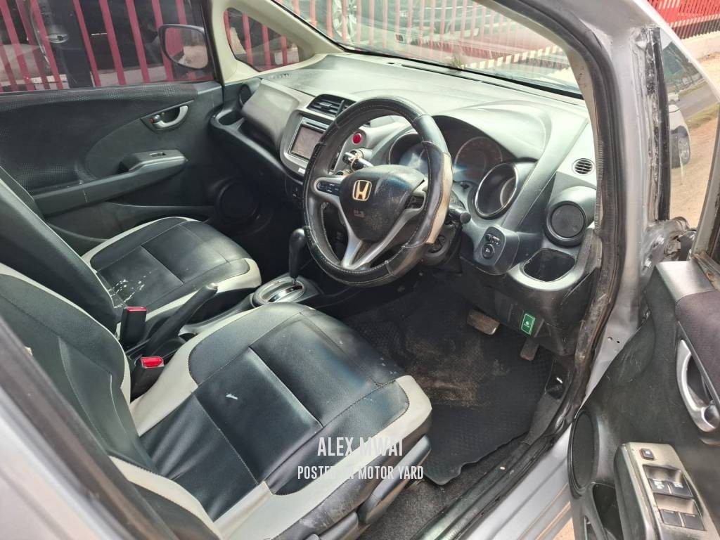 Honda Fit 2014 Silver