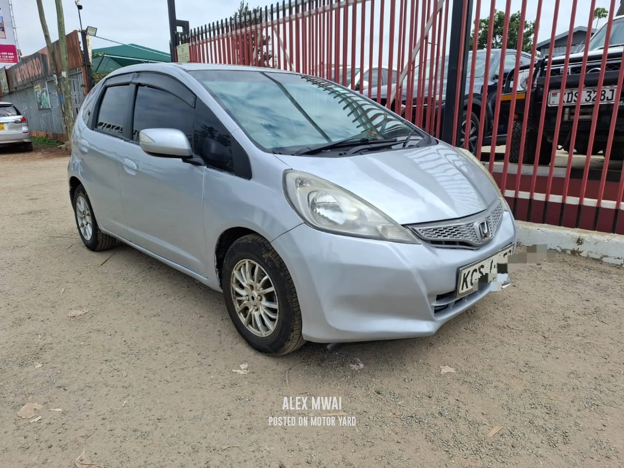 Honda Fit 2014 Silver