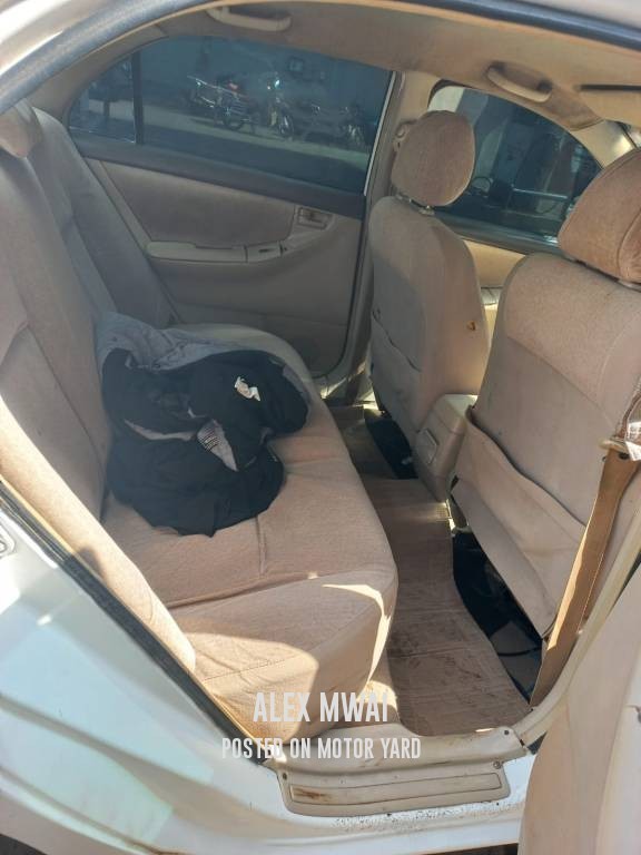 Toyota Corolla 2011 White