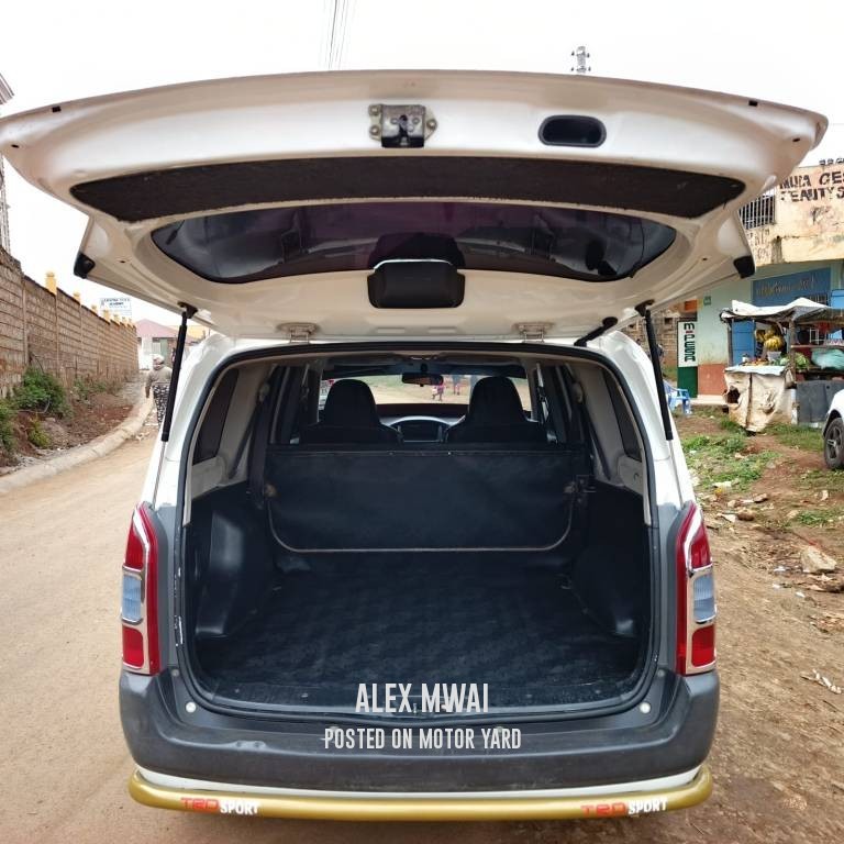 Toyota Probox 2011 White