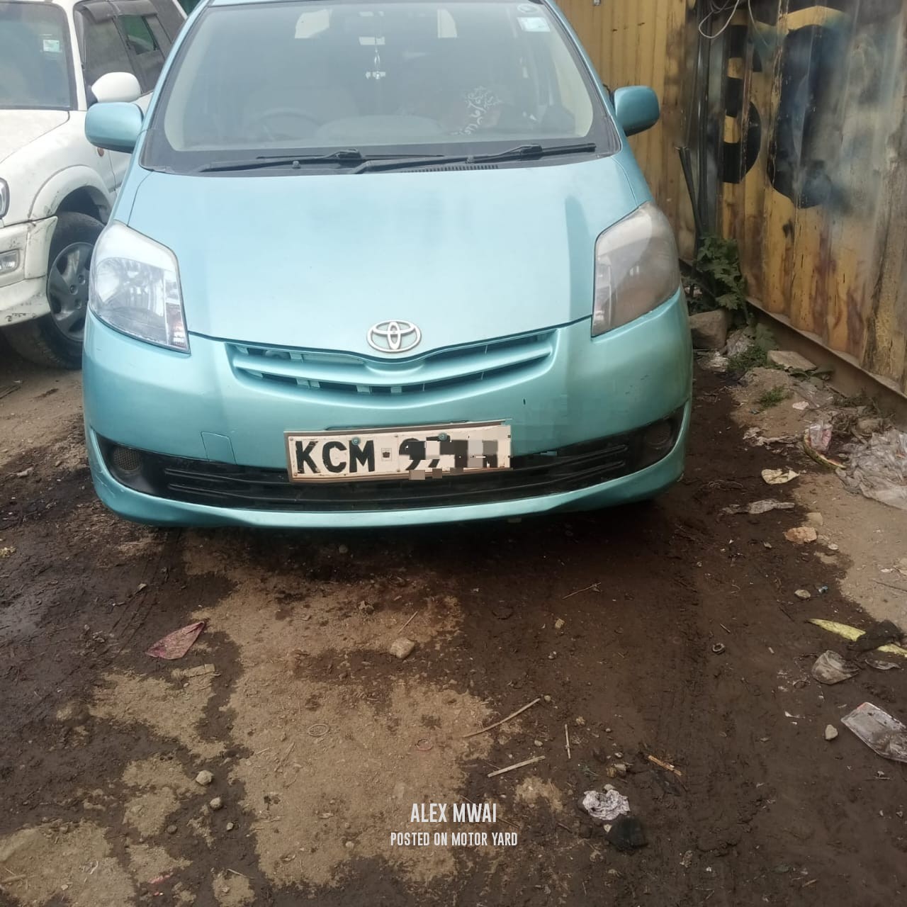 Toyota Passo Sette 2012 Blue