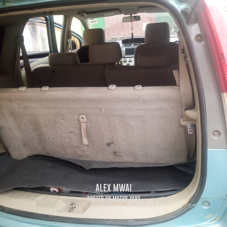 Toyota Passo Sette 2012 Blue