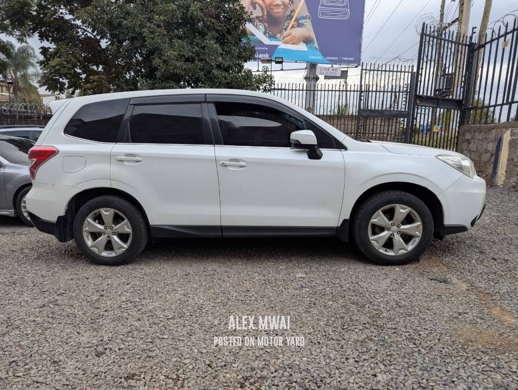 Subaru Forester 2014 White