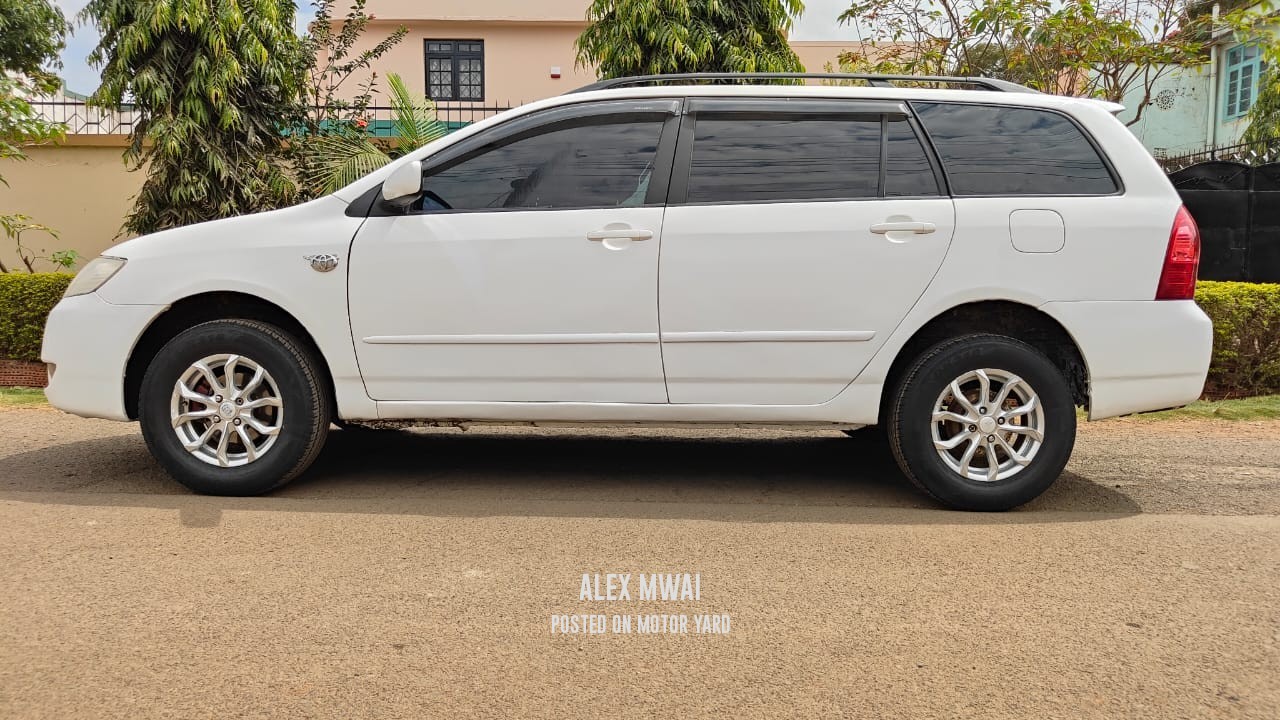 Toyota Fielder 2005 White