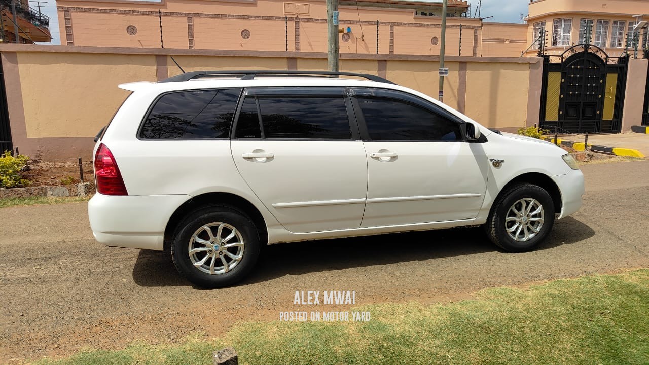 Toyota Fielder 2005 White