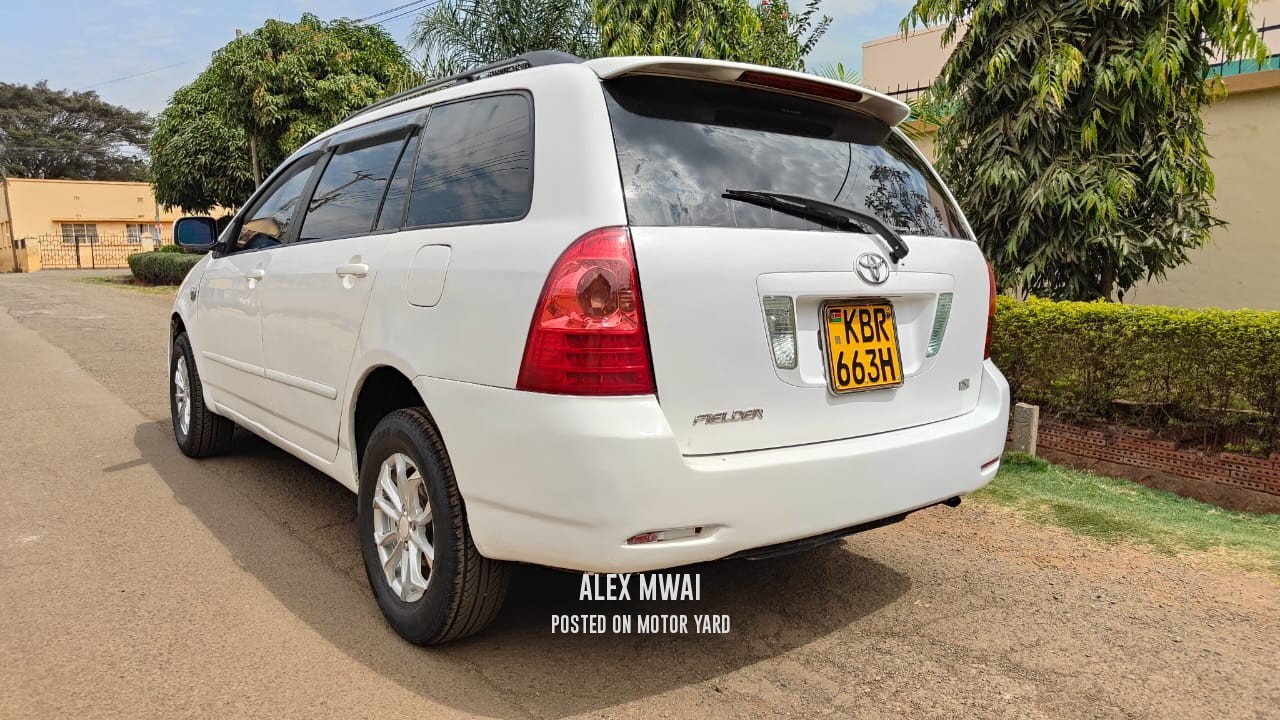 Toyota Fielder 2005 White