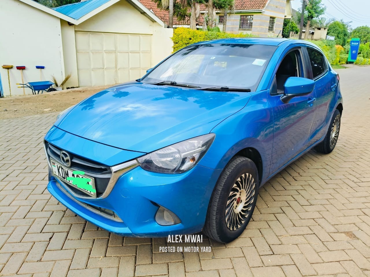 Mazda Demio 2016 Blue