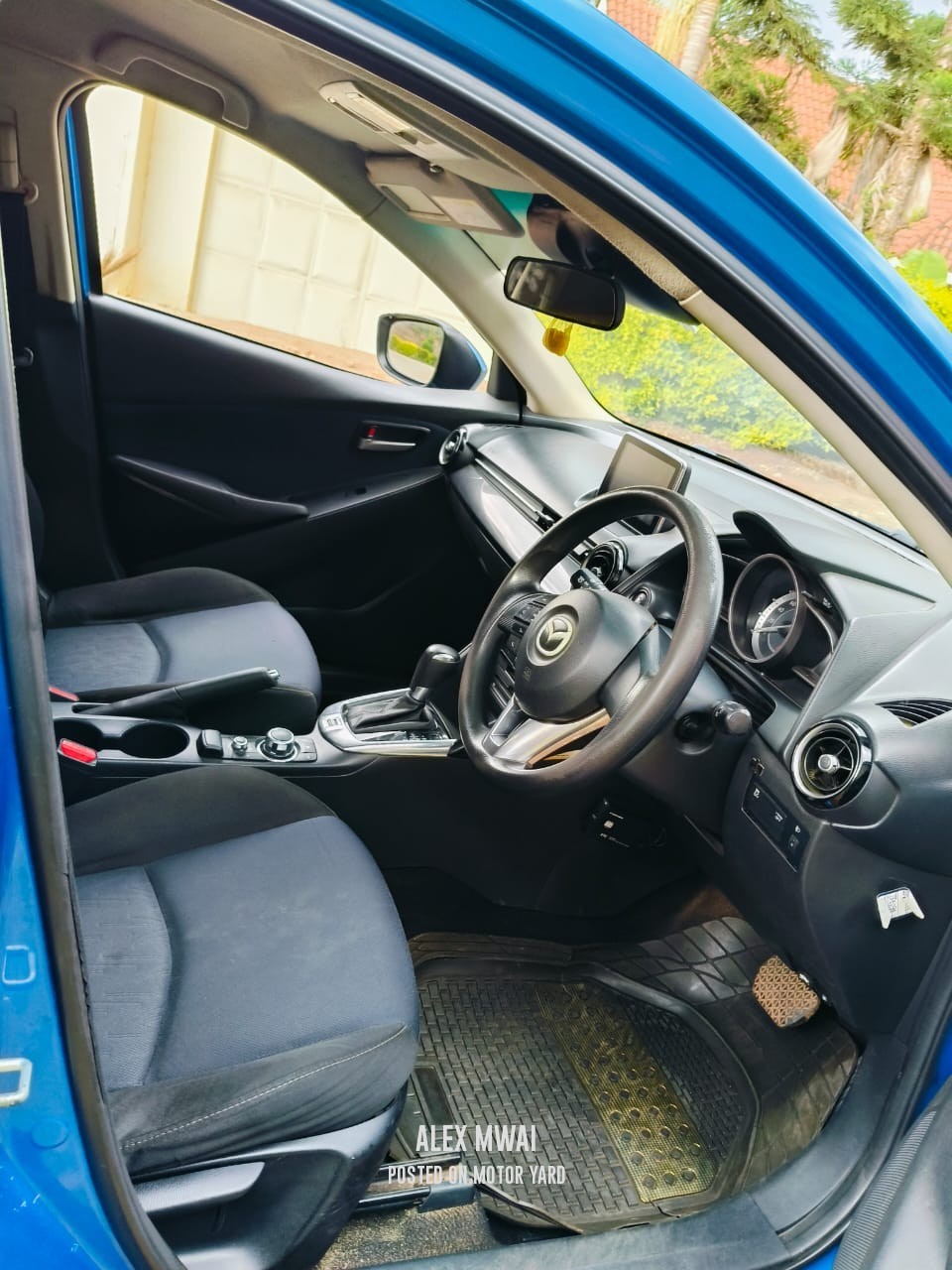 Mazda Demio 2016 Blue