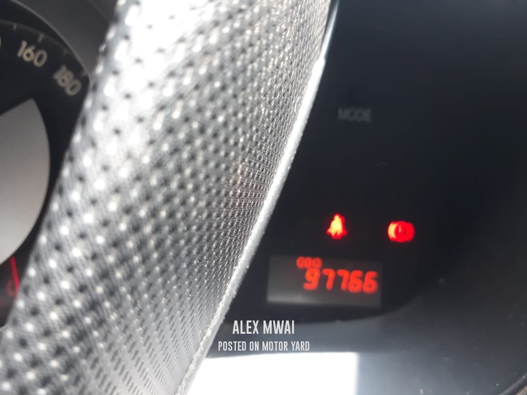 Toyota IST 2008 White