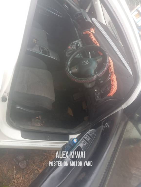 Toyota Wish 2012 White