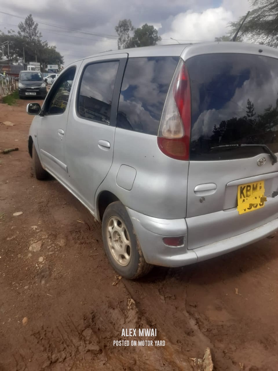 Toyota FunCargo 2008 Silver