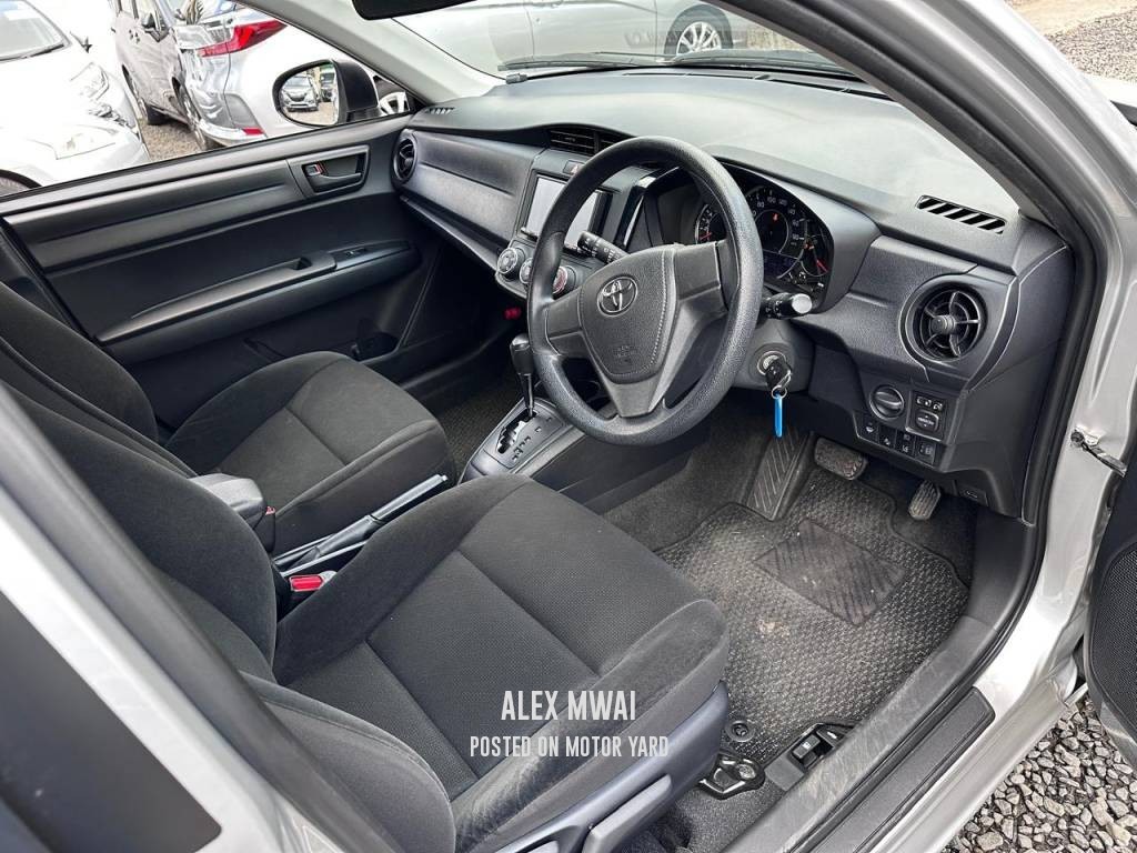 Toyota Axio 2019 Silver