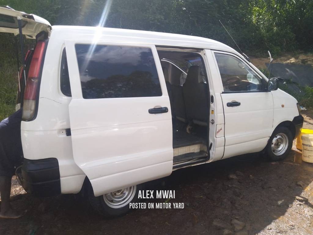 Toyota Townace 2005 White