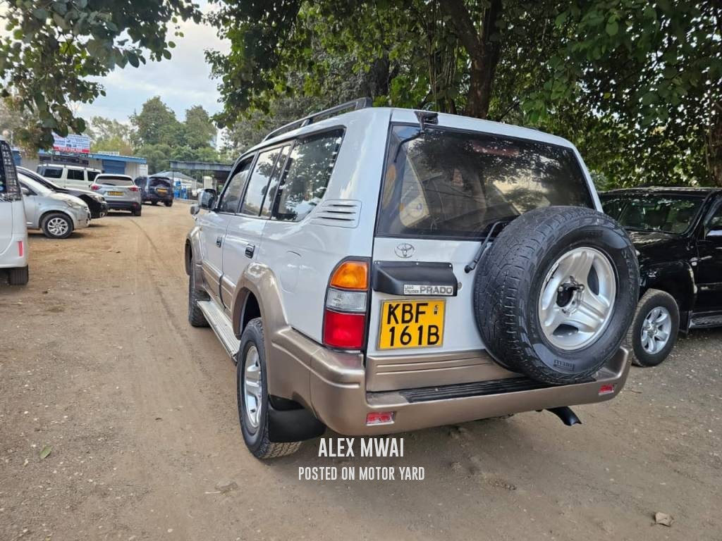 Toyota Land Cruiser Prado 2006 Silver
