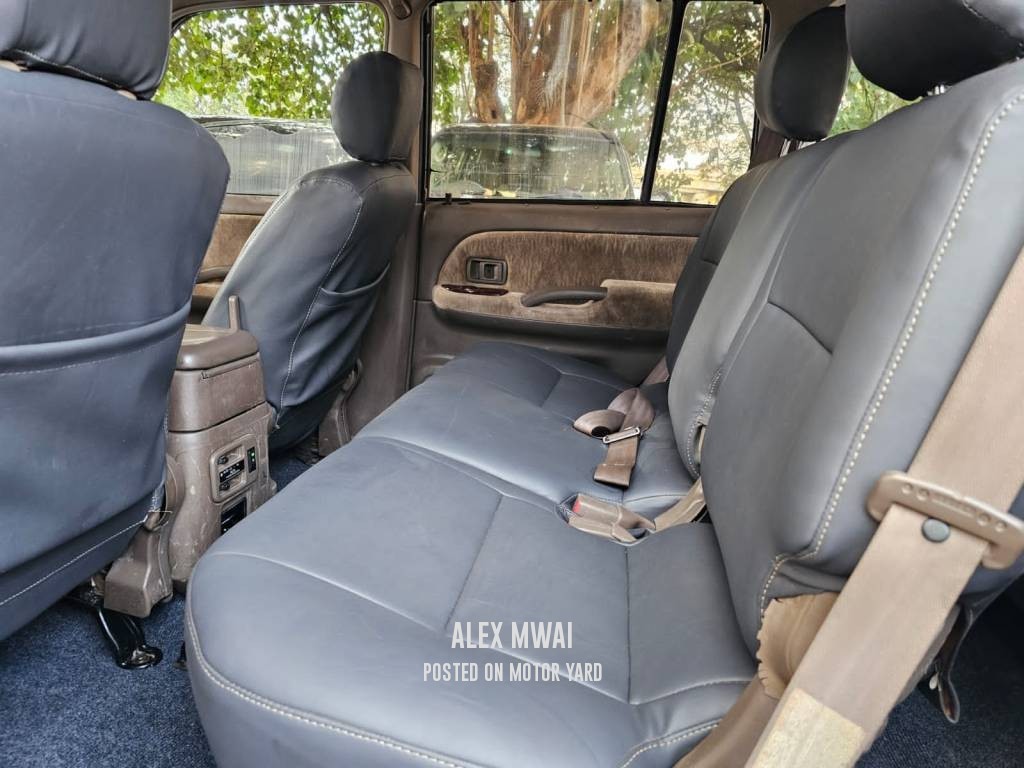 Toyota Land Cruiser Prado 2006 Silver