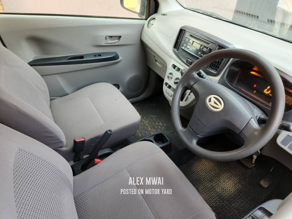 Daihatsu Mira 2014 Silver