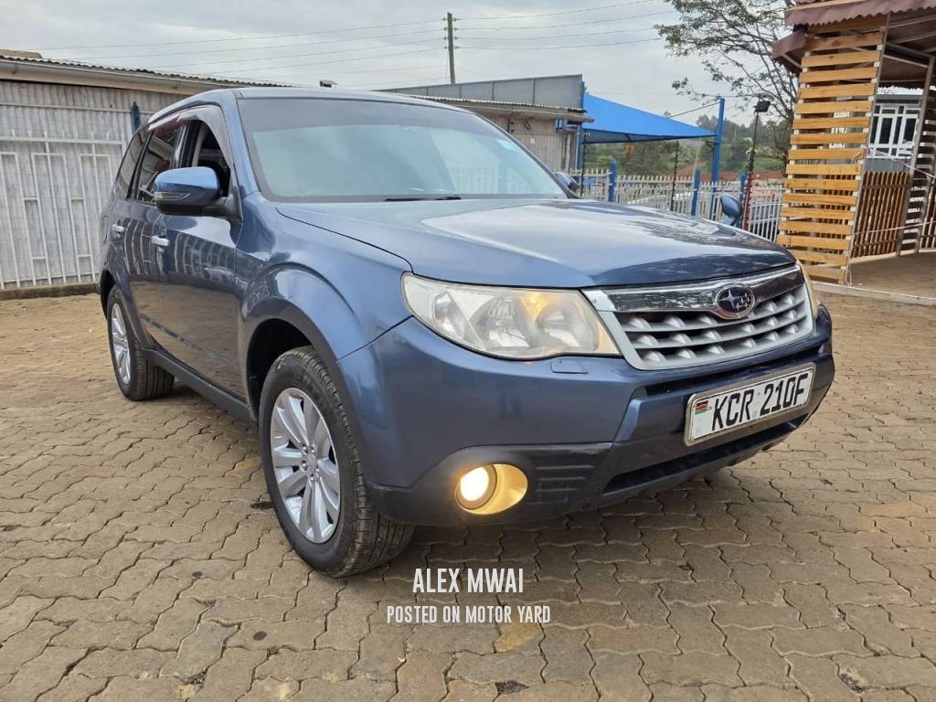 Subaru Forester 2011 Blue