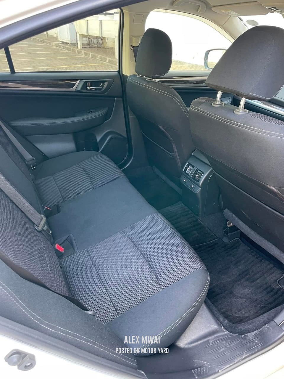 Subaru Legacy 2017 White