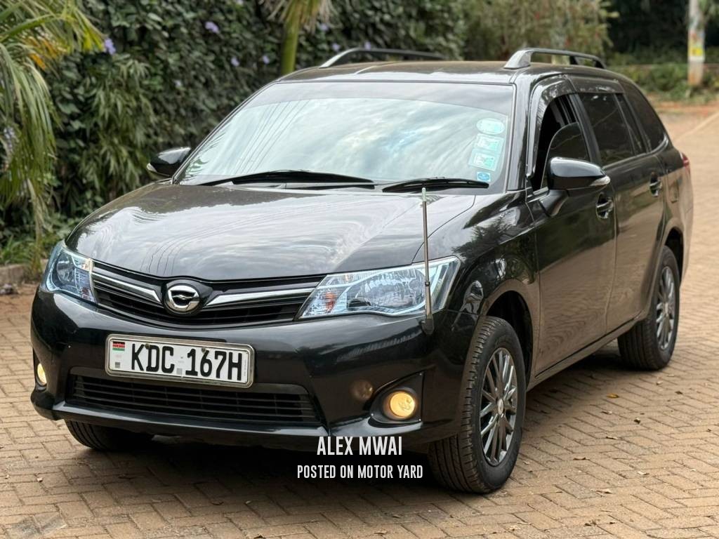 Toyota Fielder 2014 Black