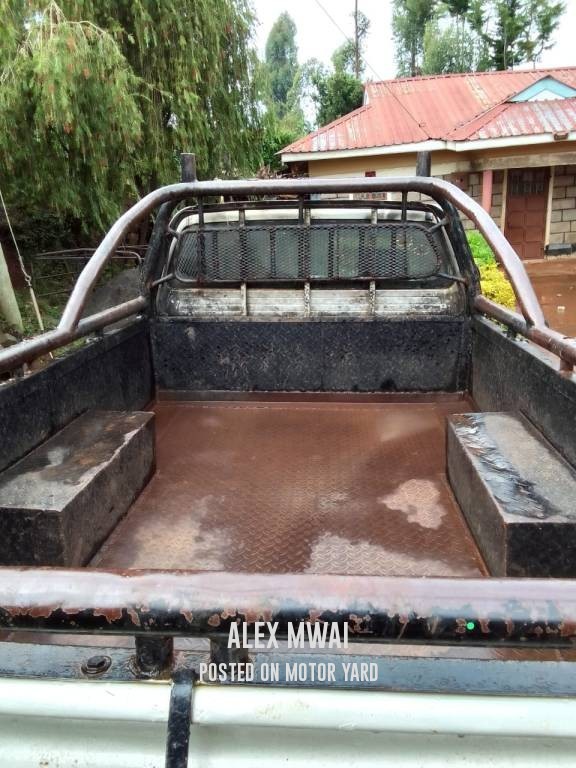 Toyota Hilux 2014 Silver