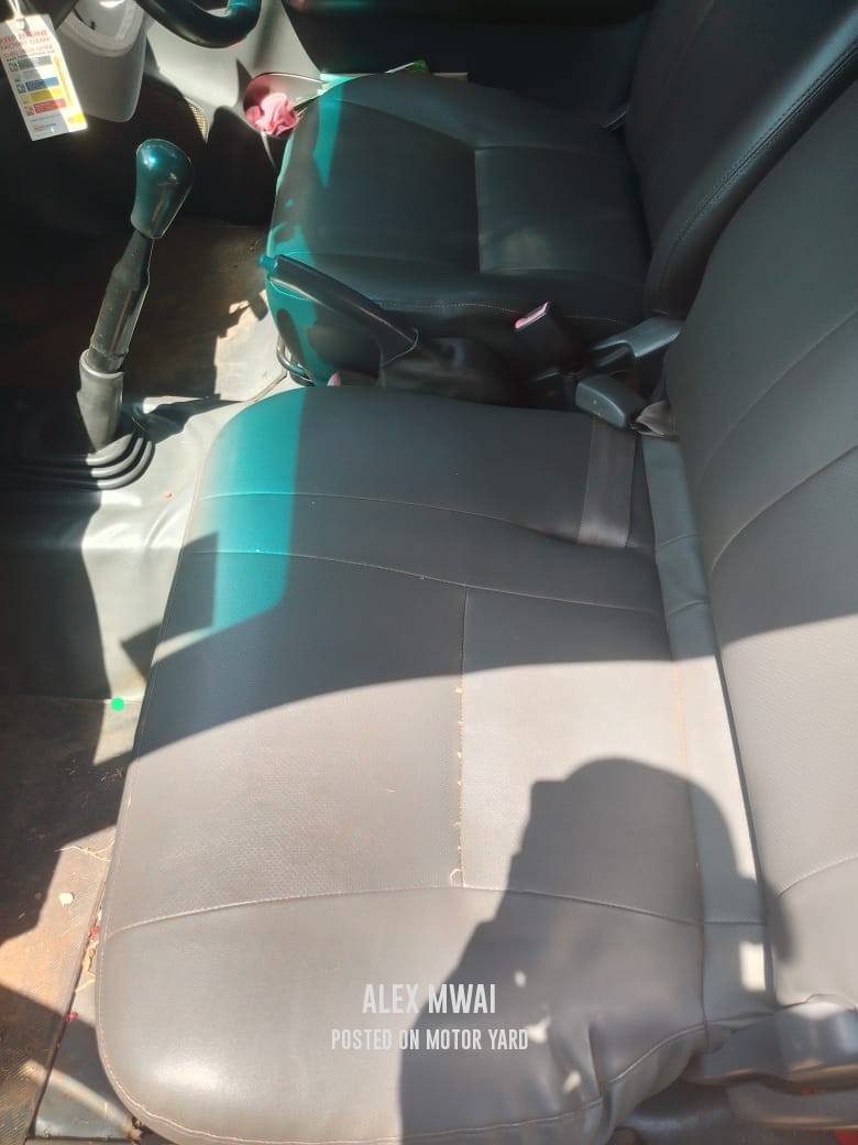 Toyota Hilux 2016 Silver