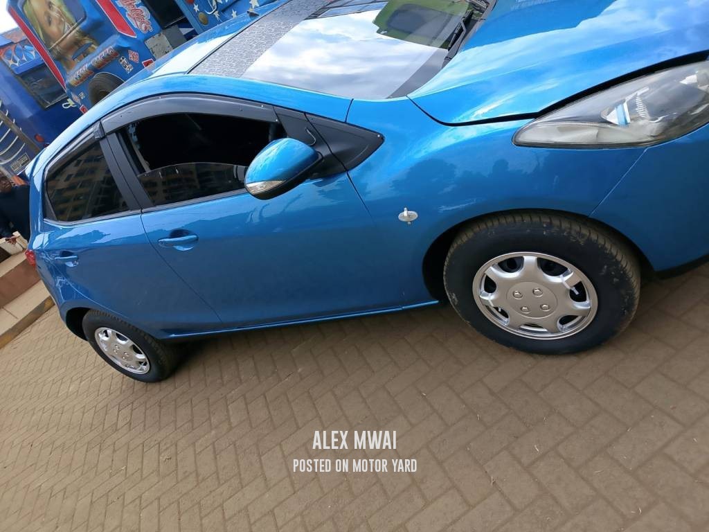 Mazda Demio 2011 Blue