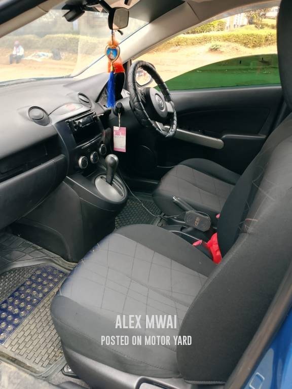 Mazda Demio 2011 Blue