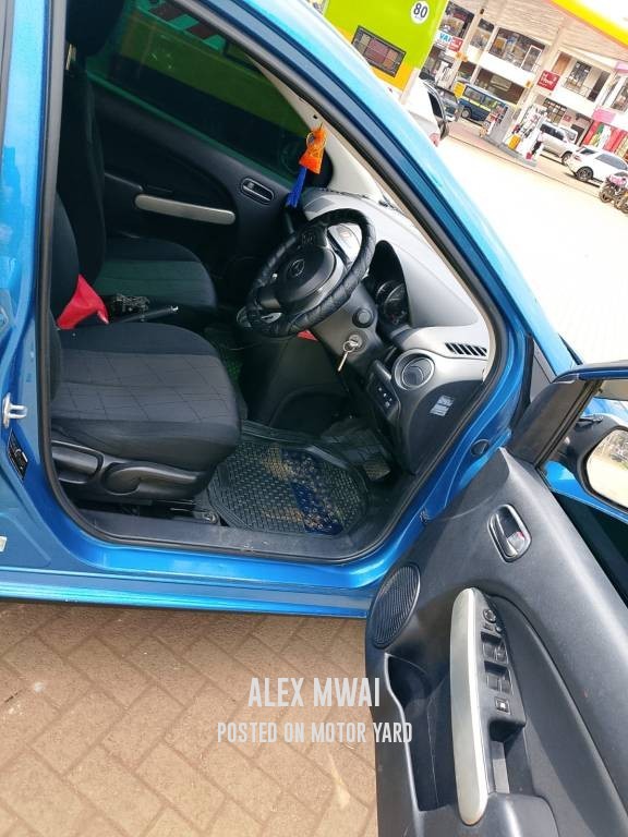 Mazda Demio 2011 Blue