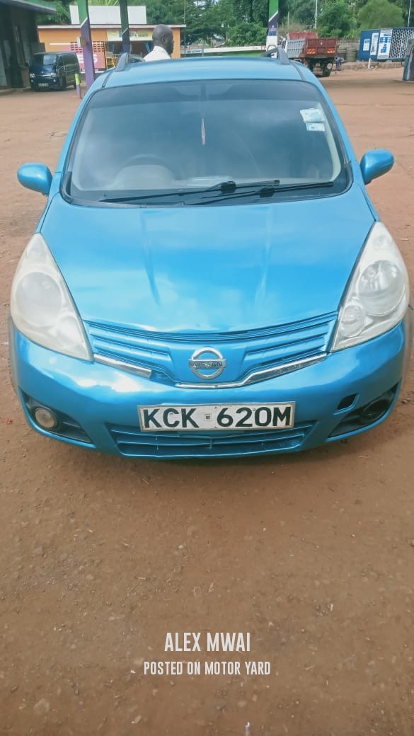 Nissan Note 2011 Blue