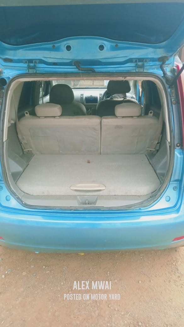 Nissan Note 2011 Blue