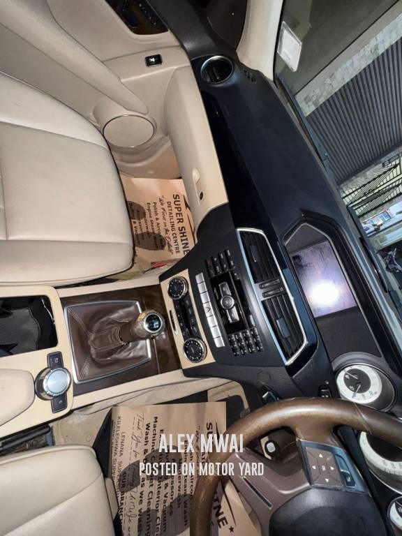 Mercedes-Benz CLS-Class (W218) 2012 Black