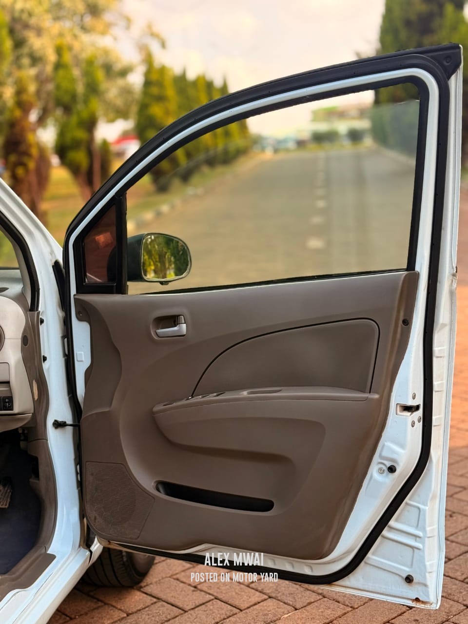 Suzuki Alto 2014 White